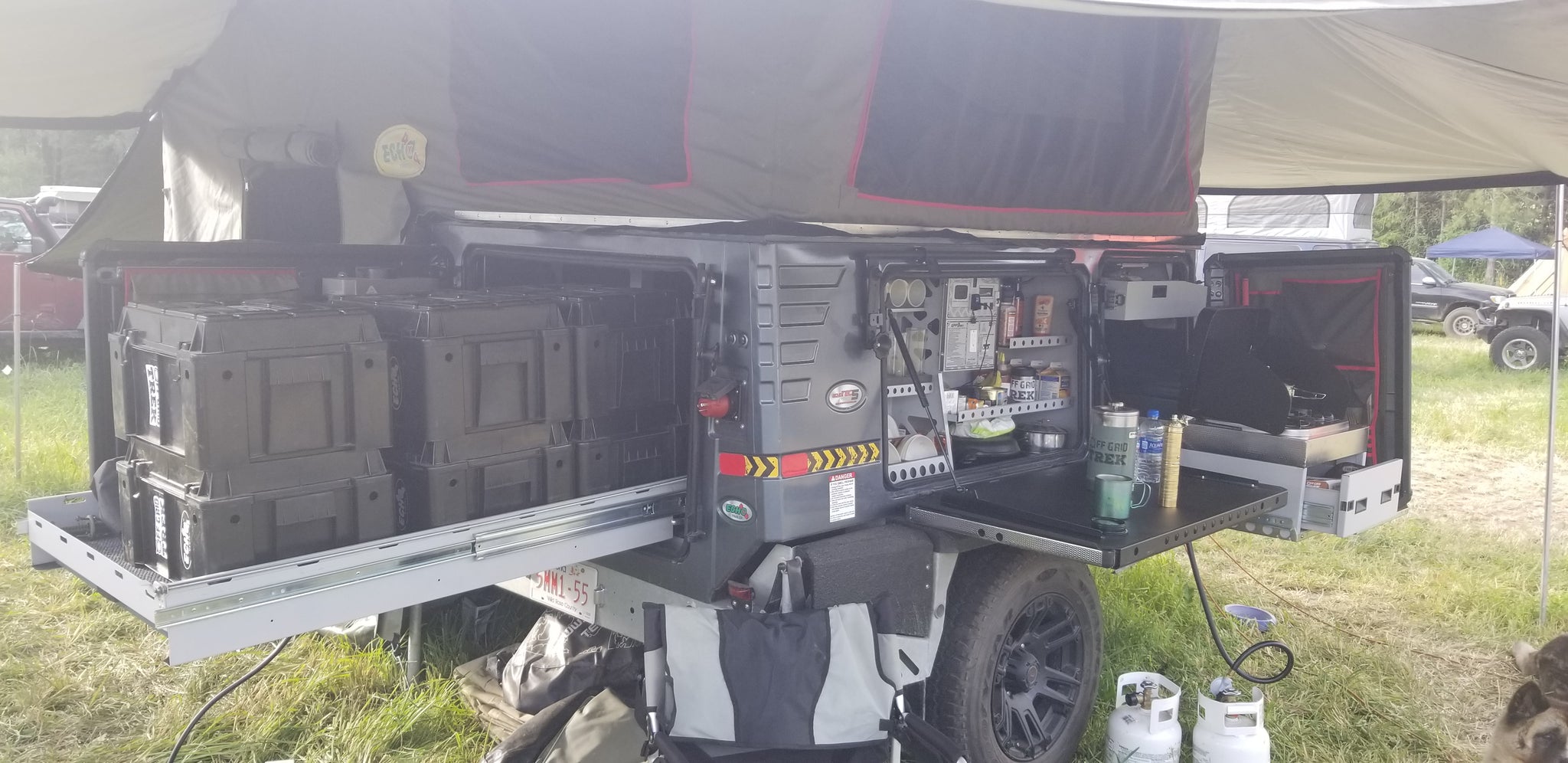 echo 4x4 rooftop tent Echo Tec5 sleeps 7, only 1279lbs– Off Grid Trek